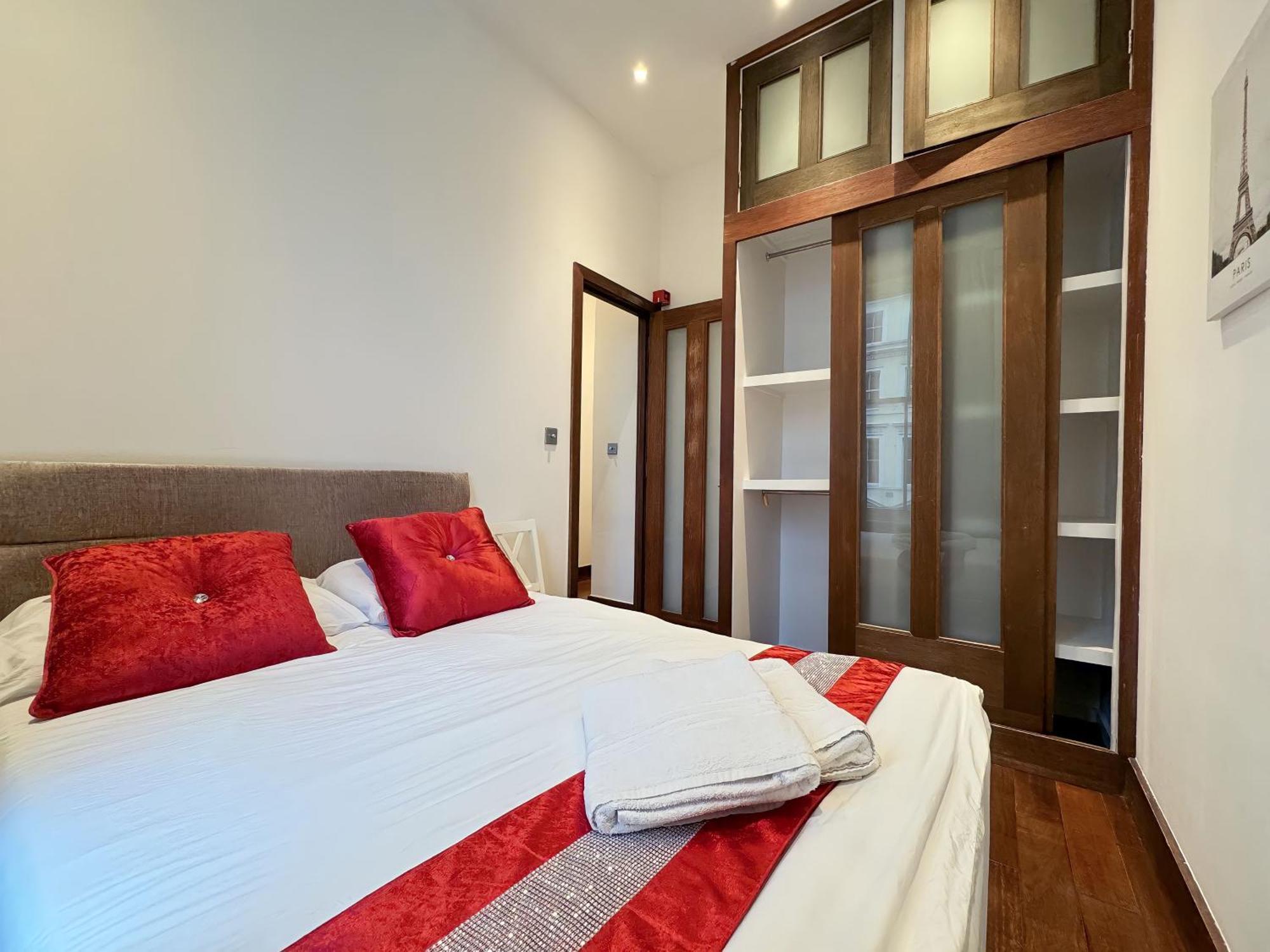 The Kensington Heights Appartement Londen Buitenkant foto