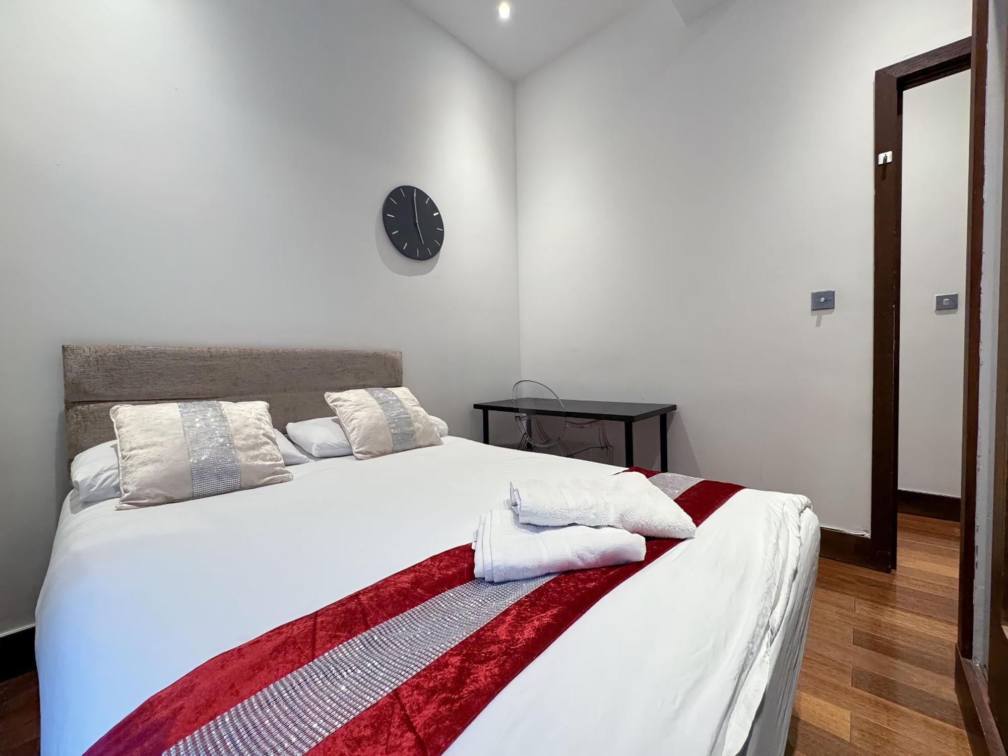 The Kensington Heights Appartement Londen Buitenkant foto