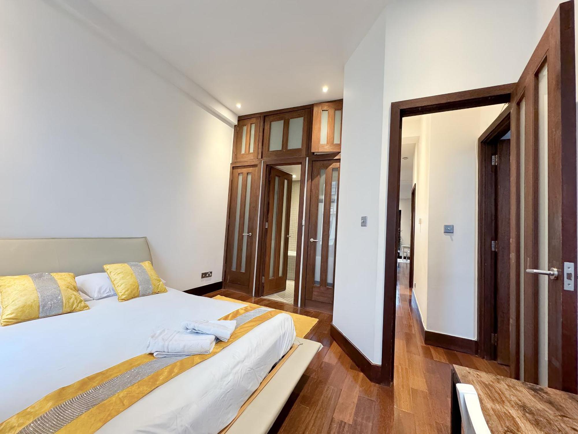The Kensington Heights Appartement Londen Buitenkant foto